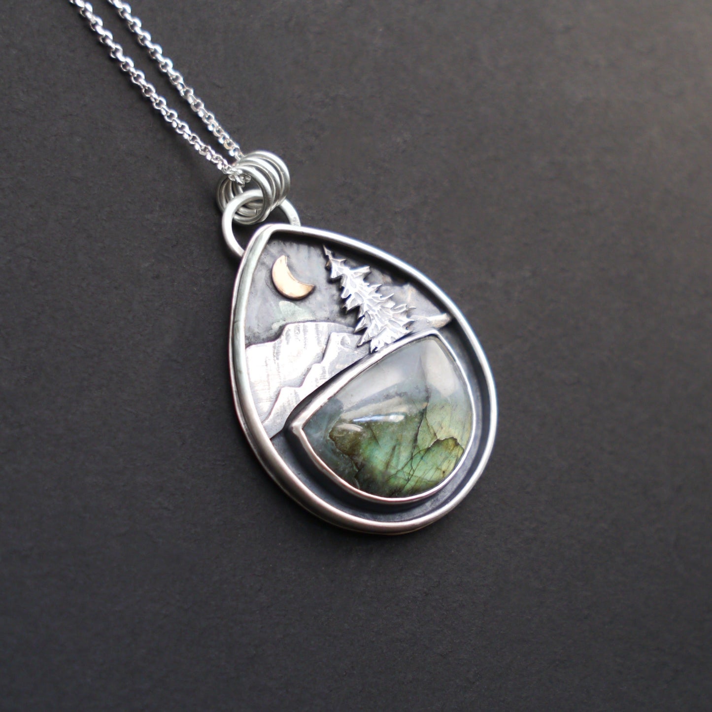 Labradorite Mountain Moonlight Pendant (6)