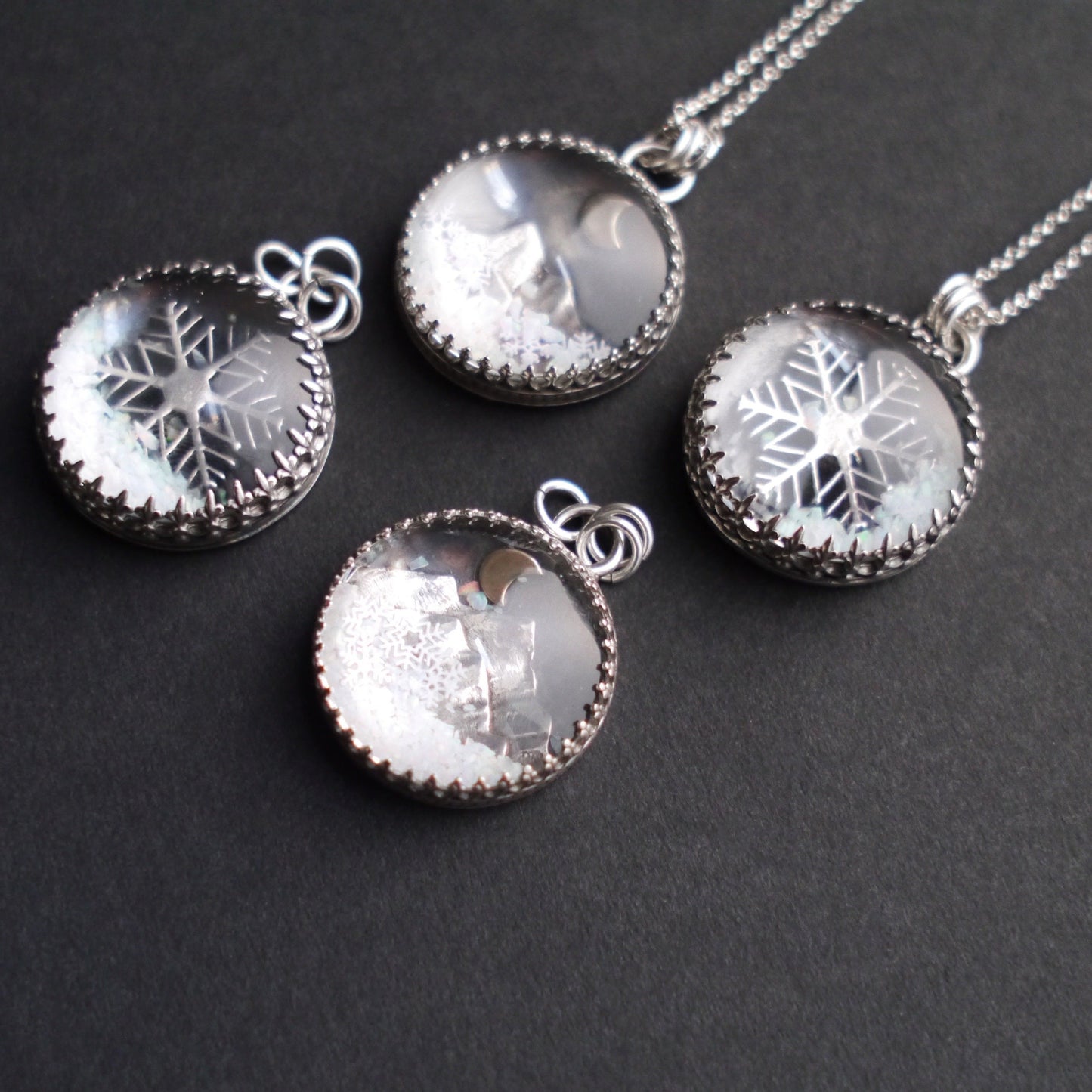 Winter Wonderland Snow Globe Pendant