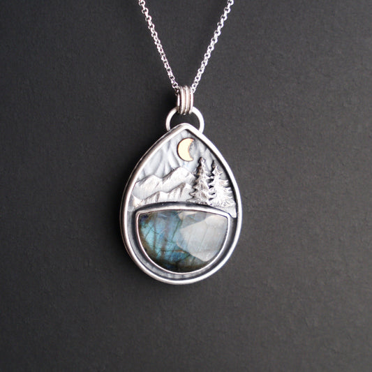 Labradorite Mountain Moonlight Pendant (7)