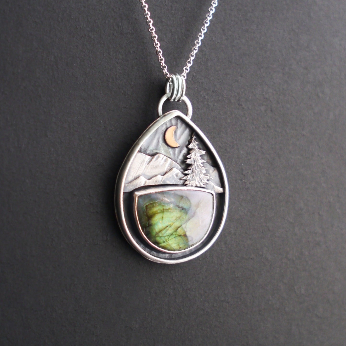 Labradorite Mountain Moonlight Pendant (6)