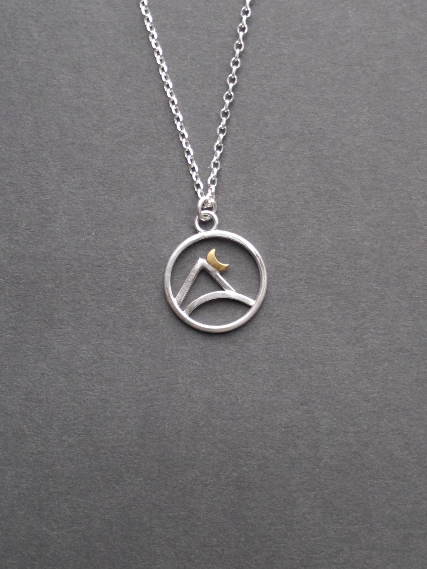 Minimalist Mountain Charm Pendant (4)