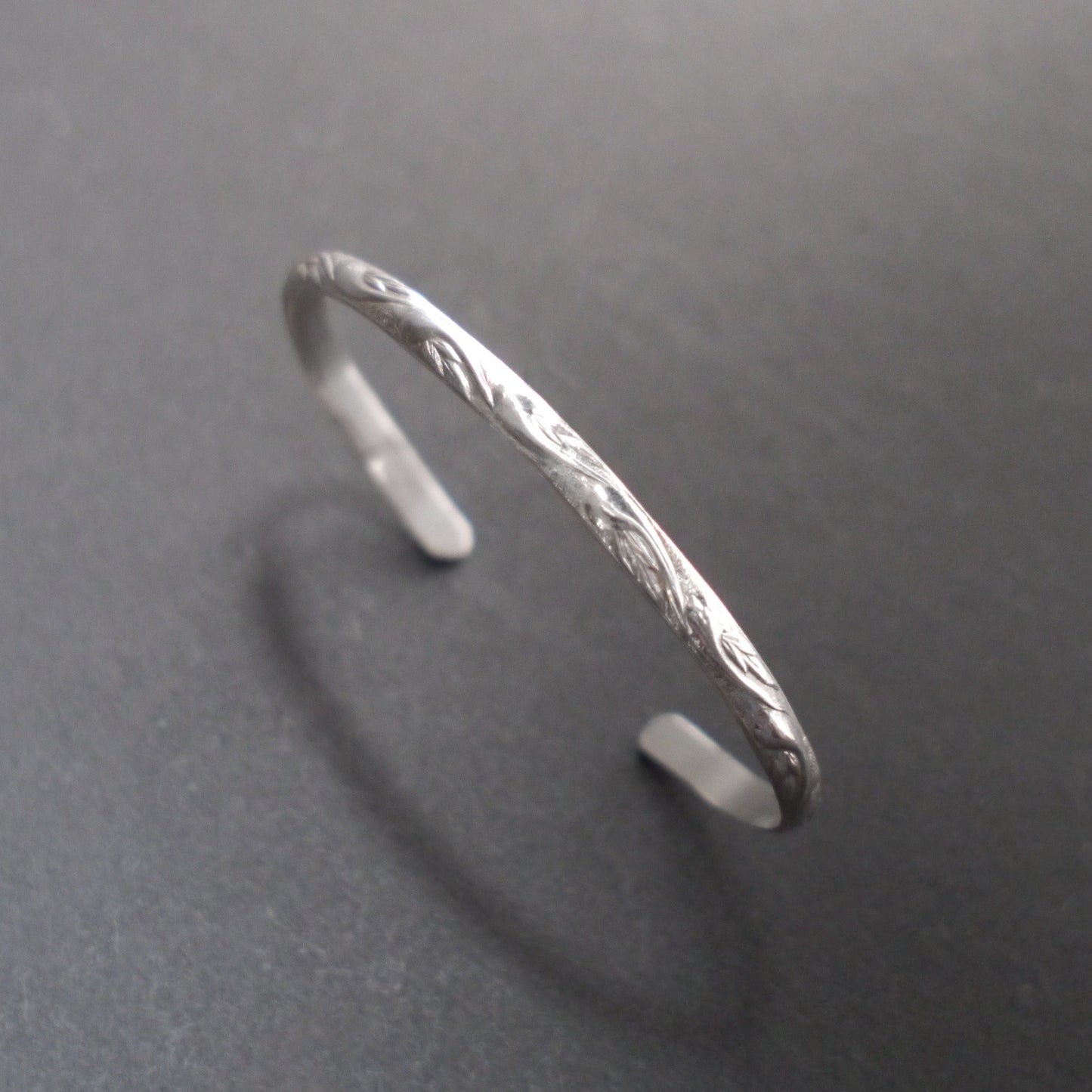 Paisley Pattern Cuff in 4mm Sterling Sliver
